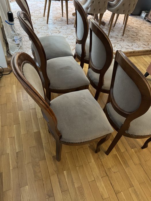 Трапезни столове