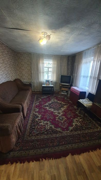 Продам часть дома ,находится в отличном районе,рядом лес,благоустроенв