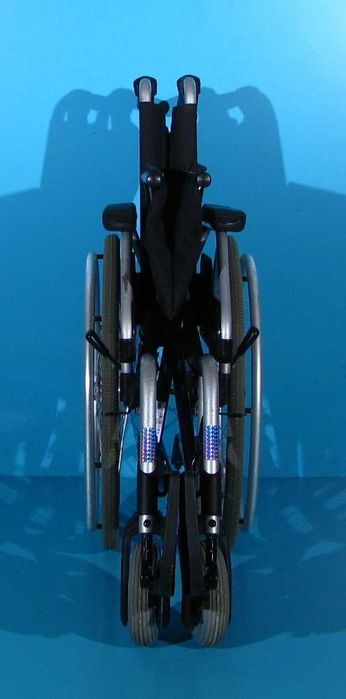 Scaun cu rotile Meyra / latime sezut 51 cm