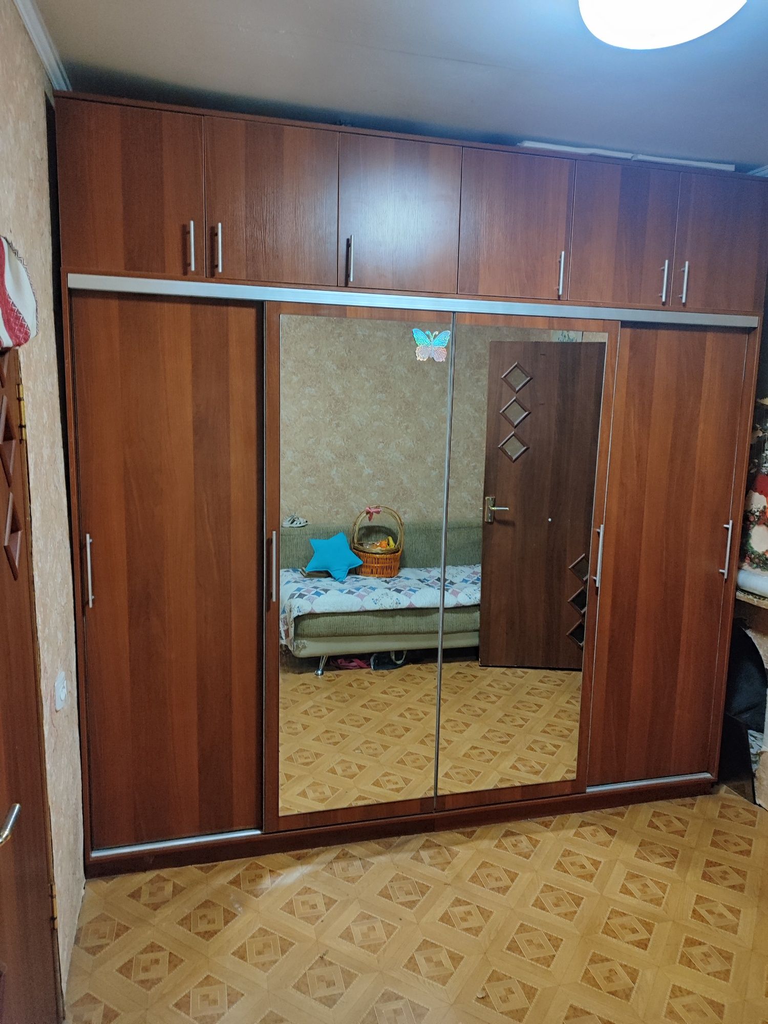 Продается Шкаф купе.