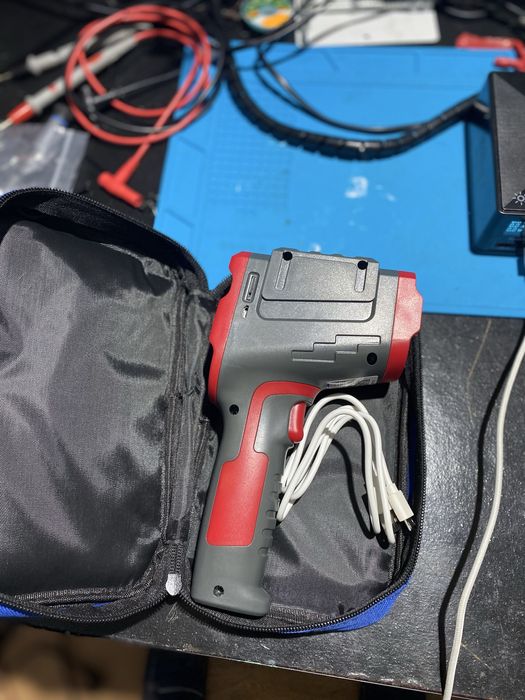 Camera cu termoviziune