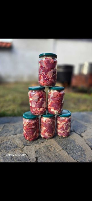 Телешко в собствен сос