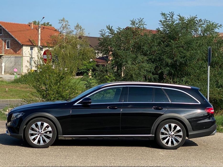 Mercedes-Benz E 220 d 4Matic T All-Terrain 9G-TRONIC Avantgarde