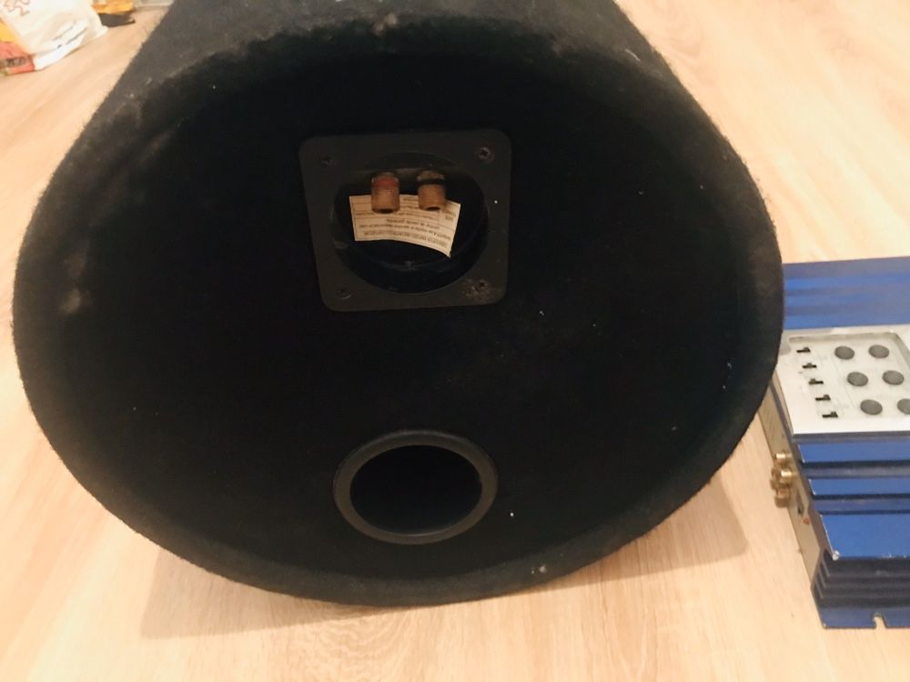 Schimb cu boxa jbl sau subwoofer activ