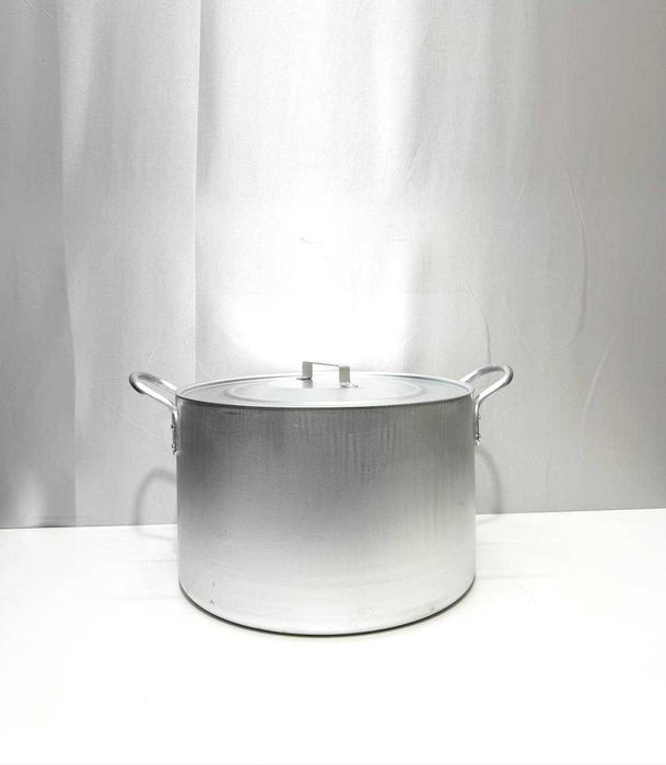 Кастрюля алюминиевая