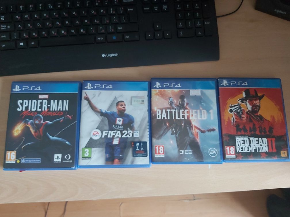 Playstation 4 Slim