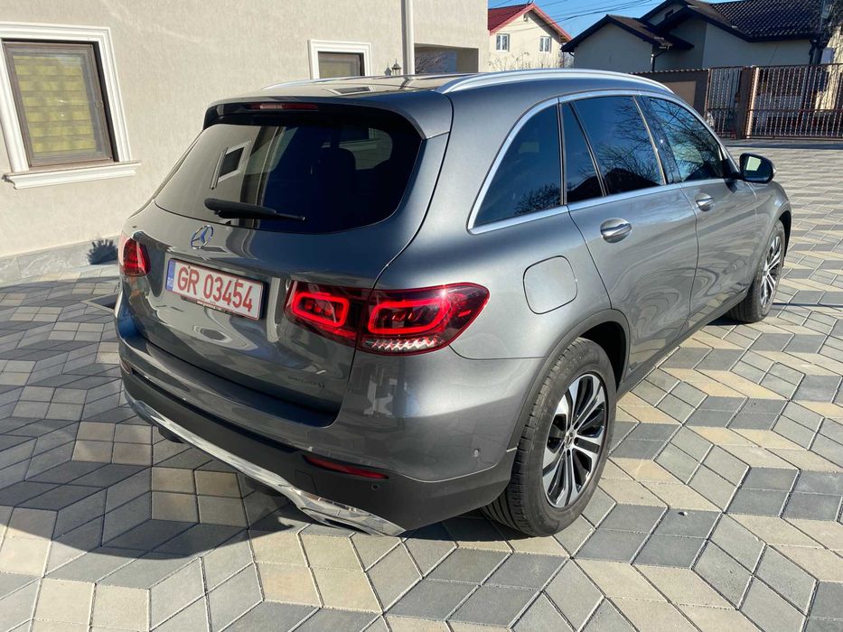 Mercedes-Benz GLC 200d, 163CP, CarPlay, AndroidAuto, Camera, Burmester