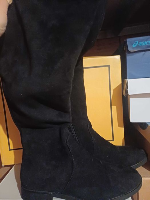 Продавам дамски обувки