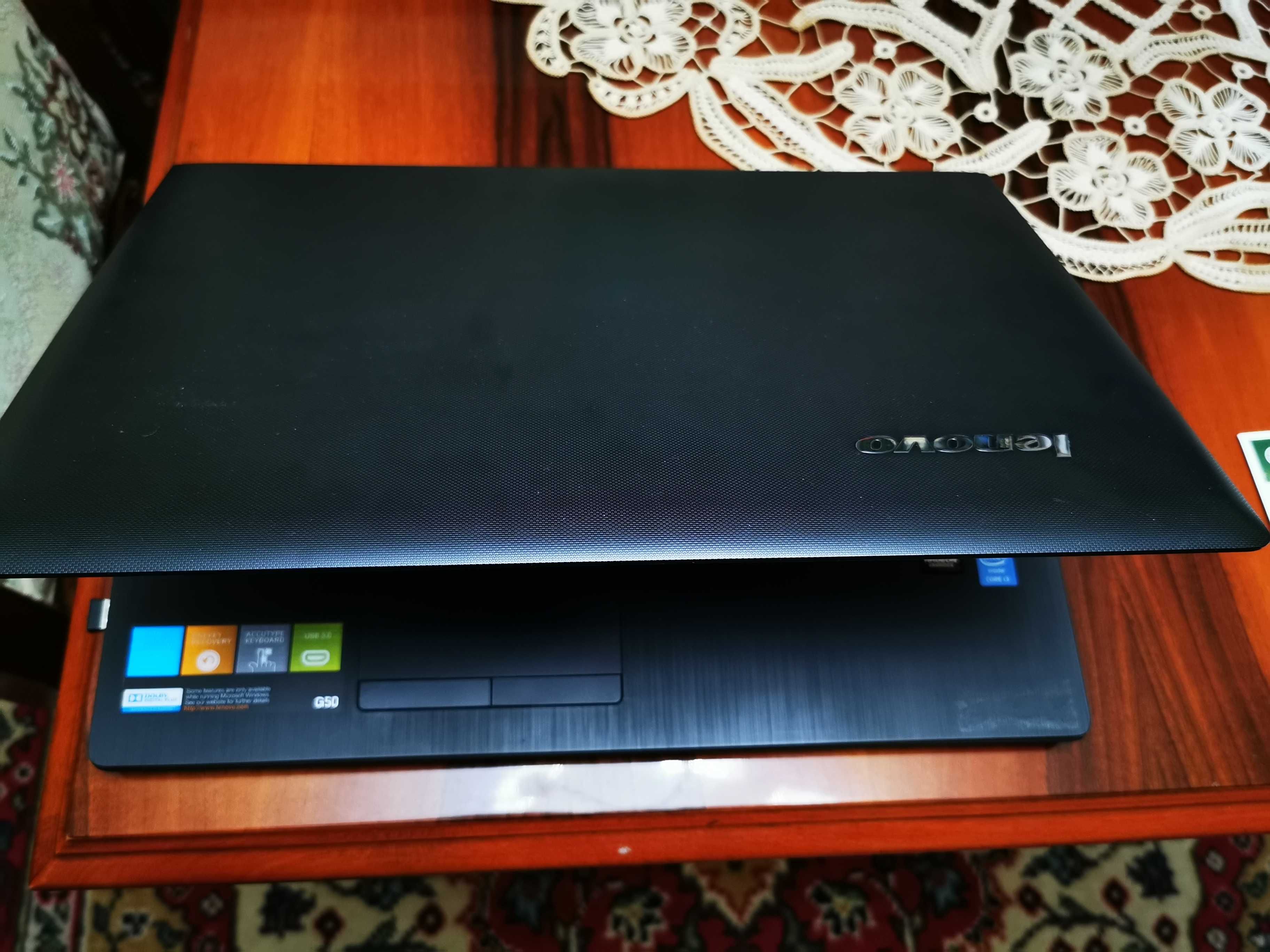 Vand Laptop Lenovo G50 i3-4010U f putin folosit (ca si nou).