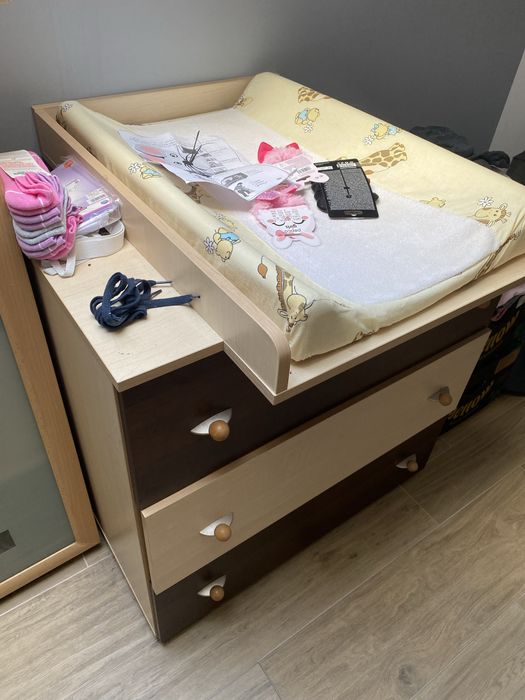 Vand pat copii + comoda de scimb