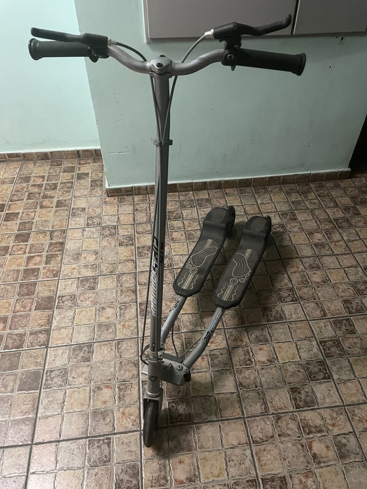 Инерционный самокат Zip scooter