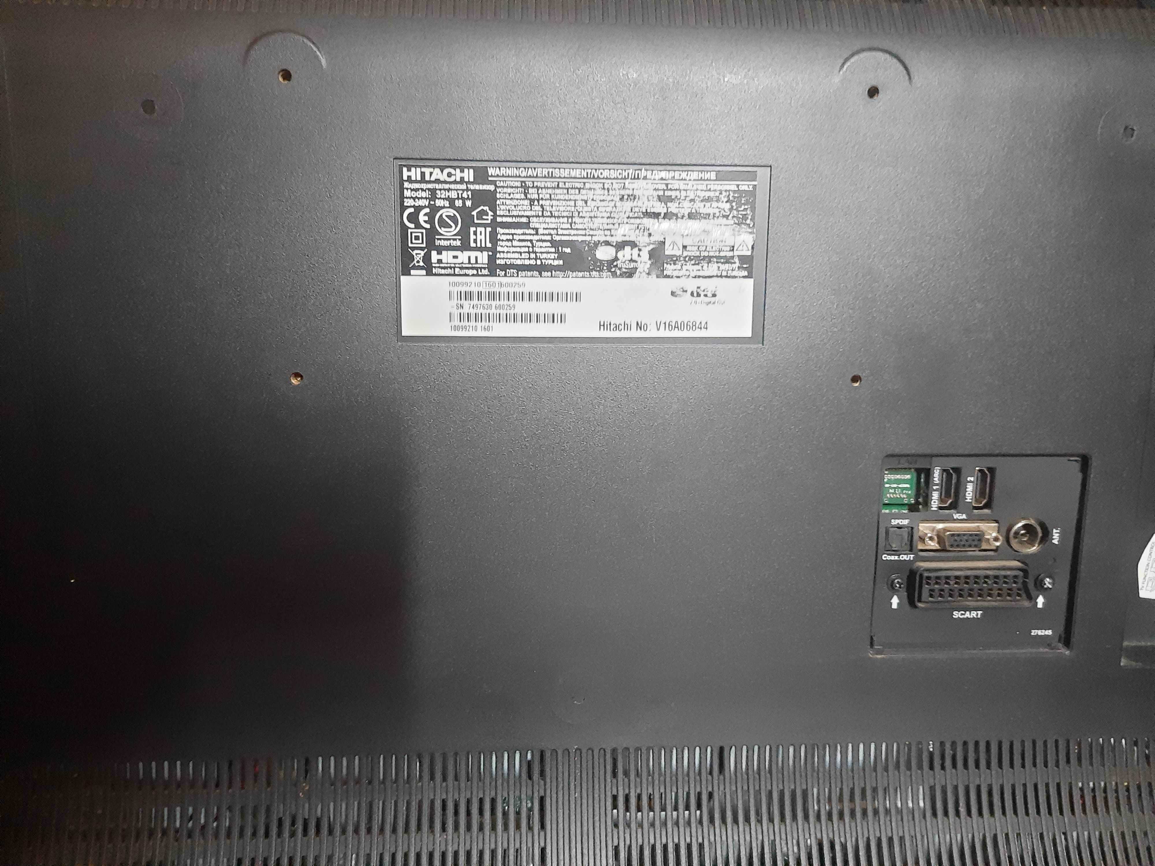 Televizor Led Smart Hitachi perfect funcțional