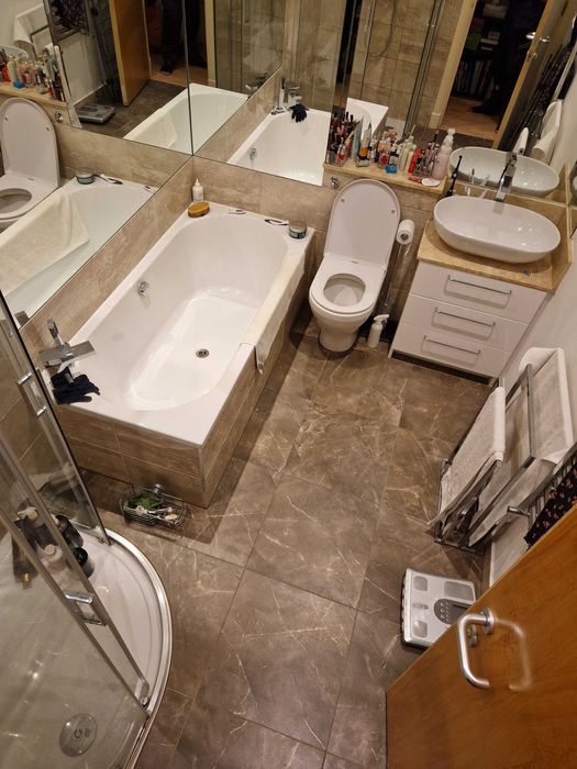 Fainanta, gresie, granit, marmura, mozaic, renovare completa baie.