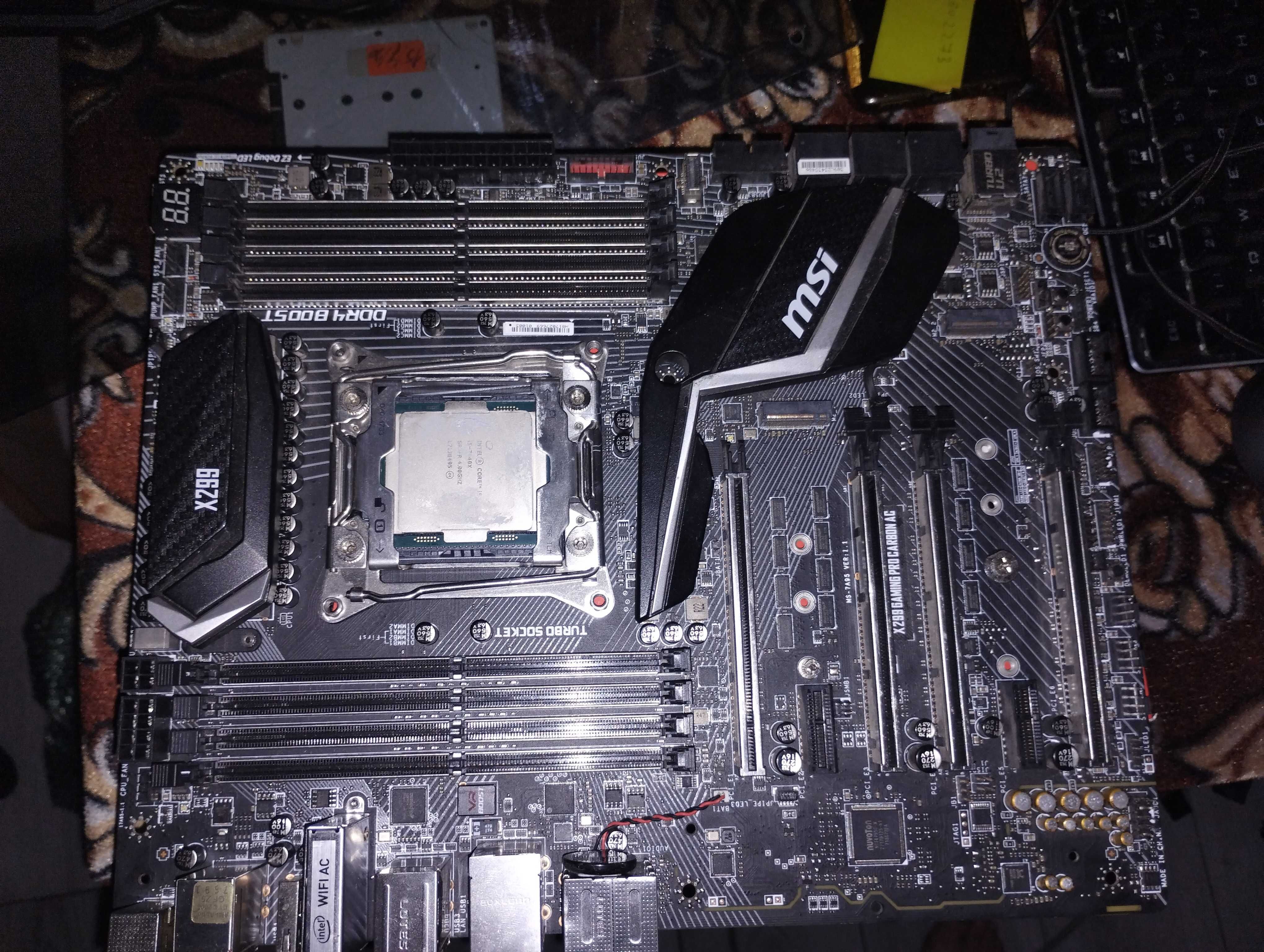placa de bază msi x299 gaming pro defecta