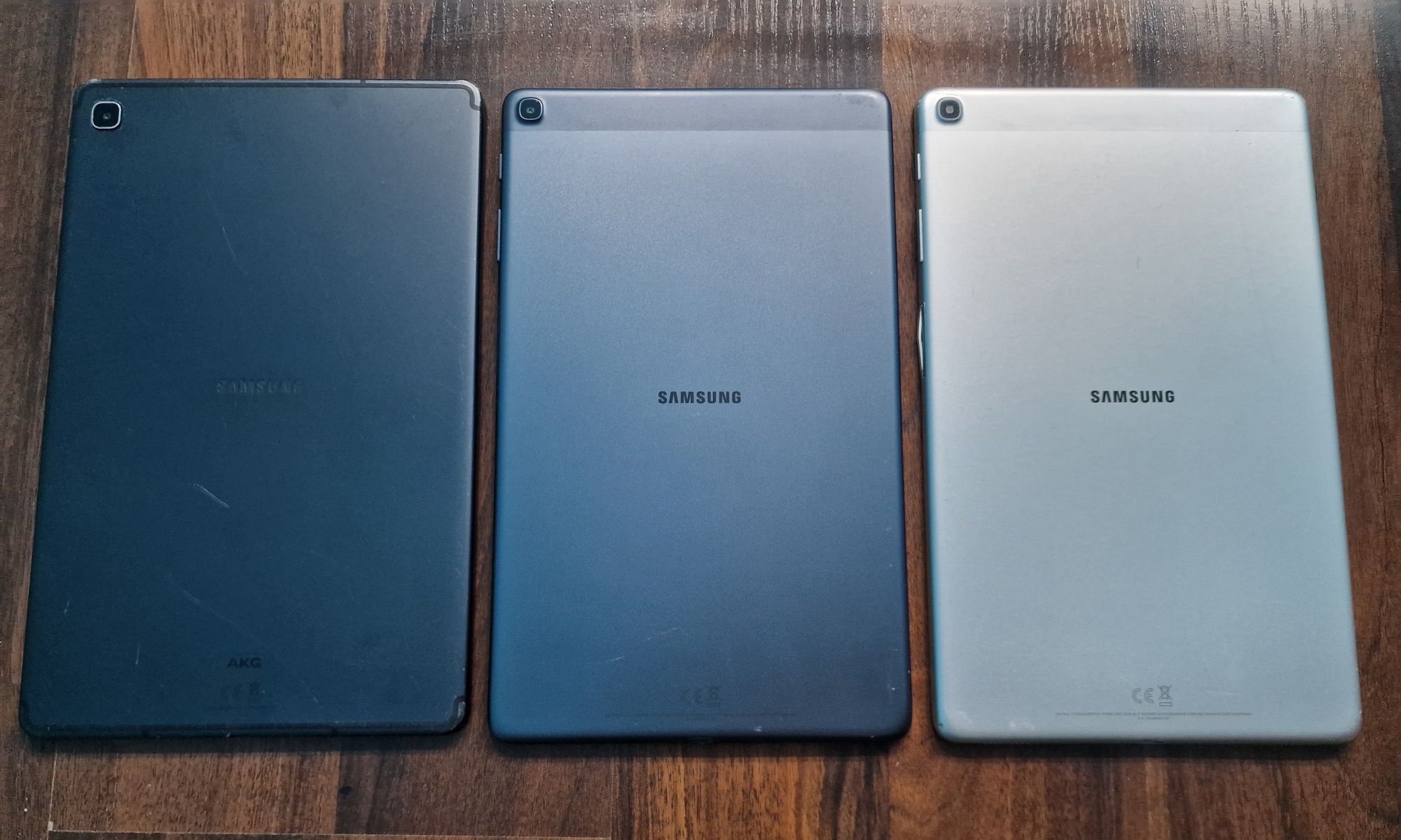 Samsung tab S6 Lite și două Samsung tab A 2019