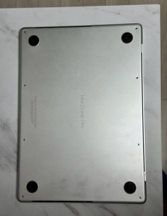 macbook m1 pro 14inch 93% full karobka