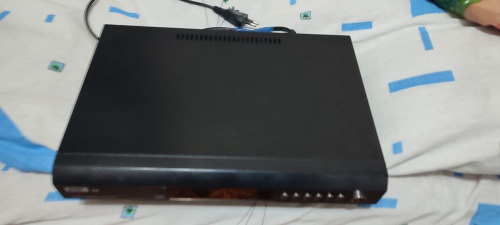 Продаются  тюнеры в рабочем состоянии