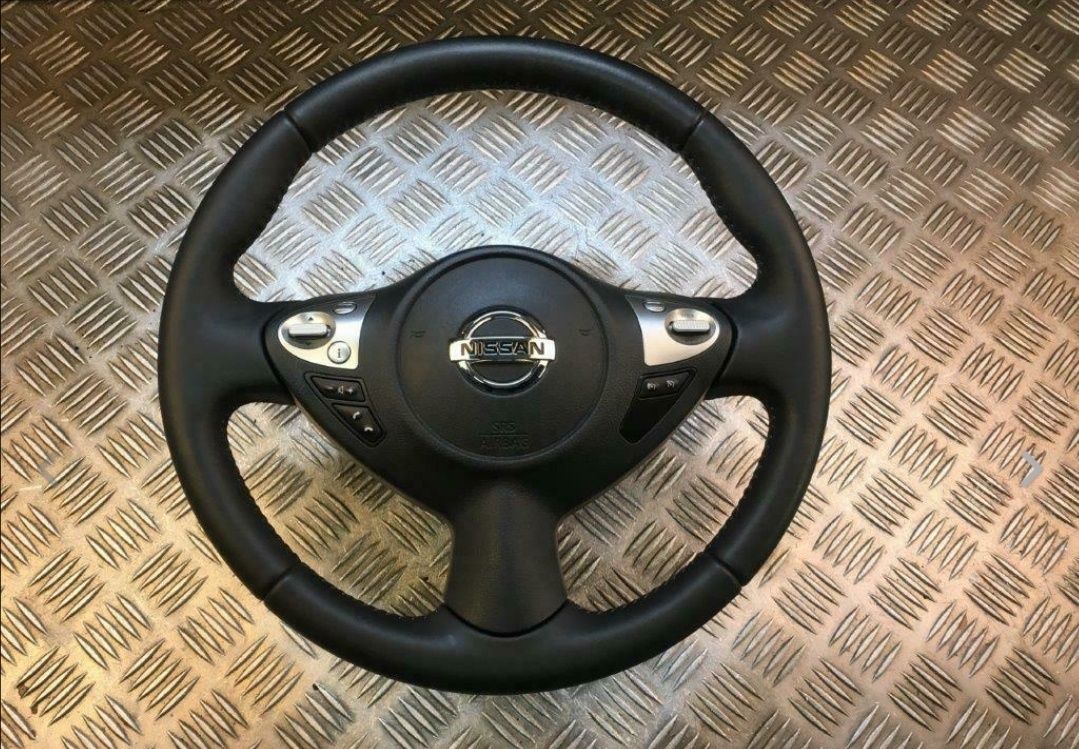 Продавам волан за Nissan Juke 2010 - 2018