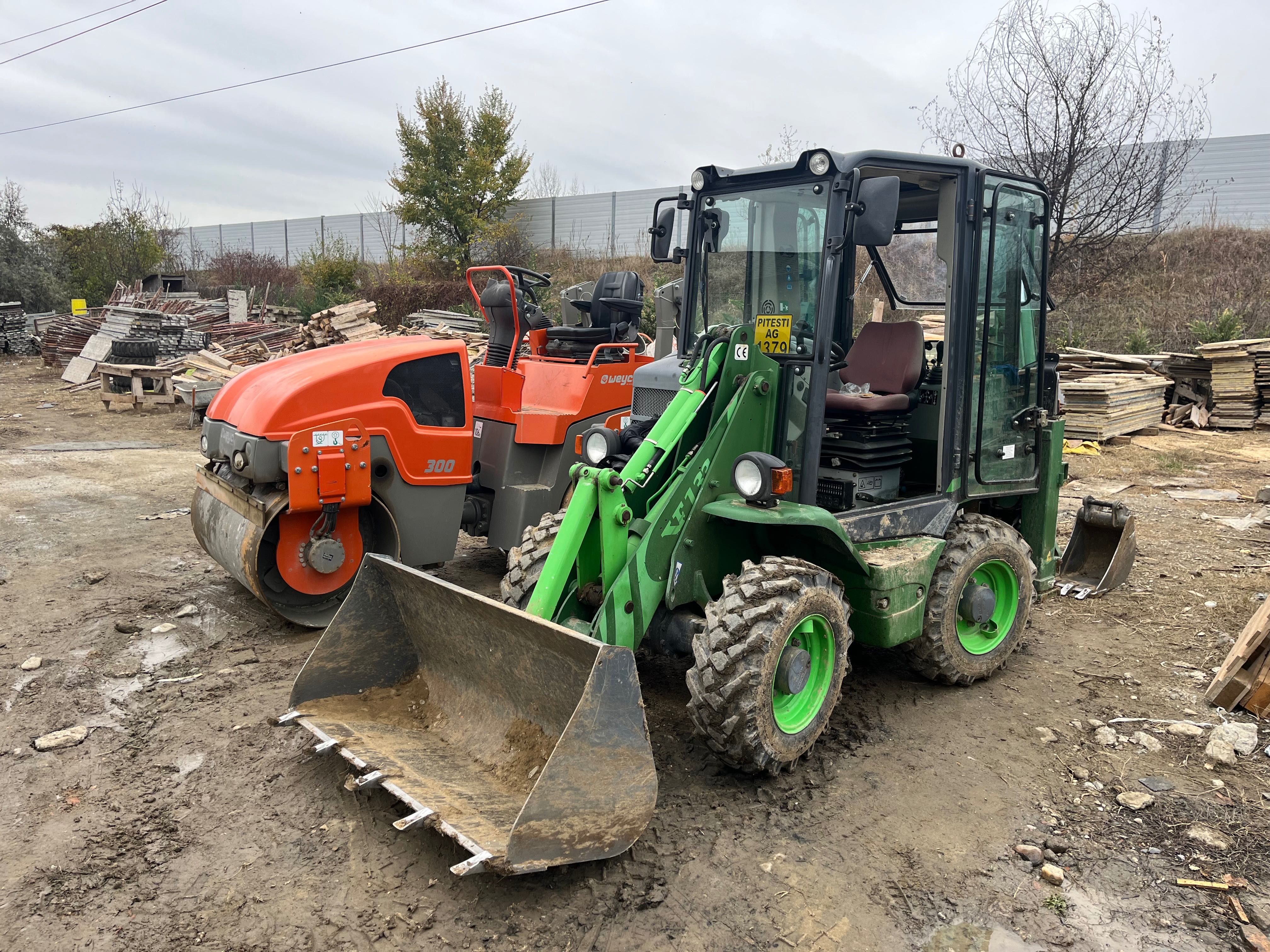 Utilaje de închiriat|Buldoexcavator Jcb/Minibuldoexcavator|Comapctor