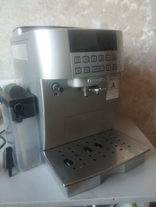 Кофеварка DeLonghi