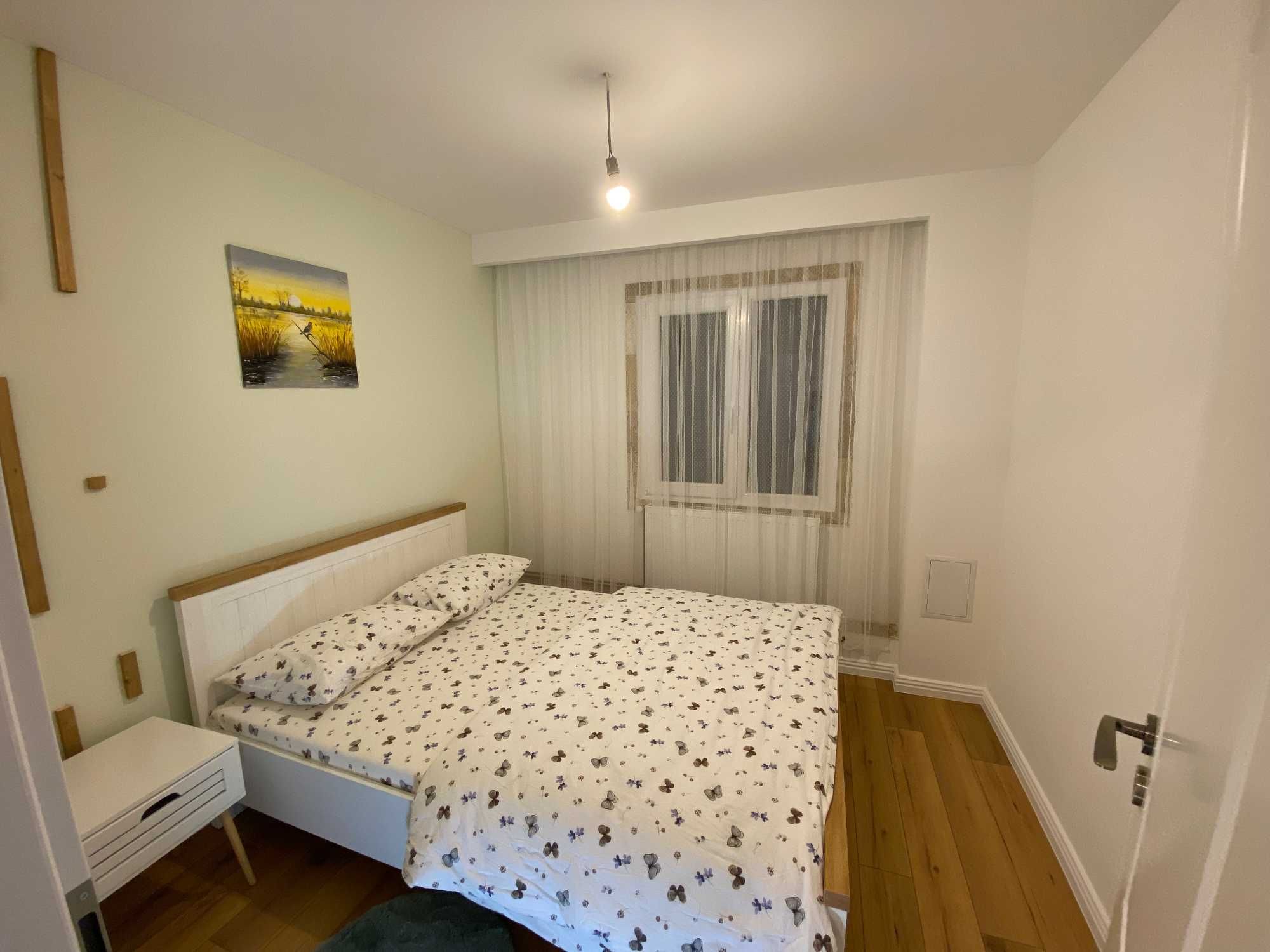 Apartament 3 camere decomandat • Zona Olimpia | Județean | Complex