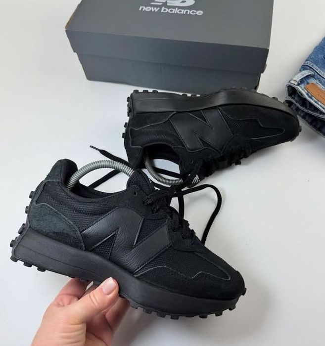 Женская кроссовка New Balance