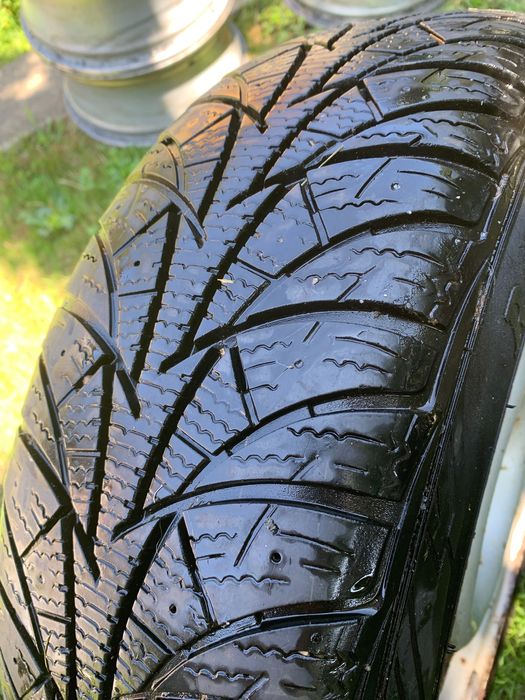 4 anvelope cu jante de aluminiu