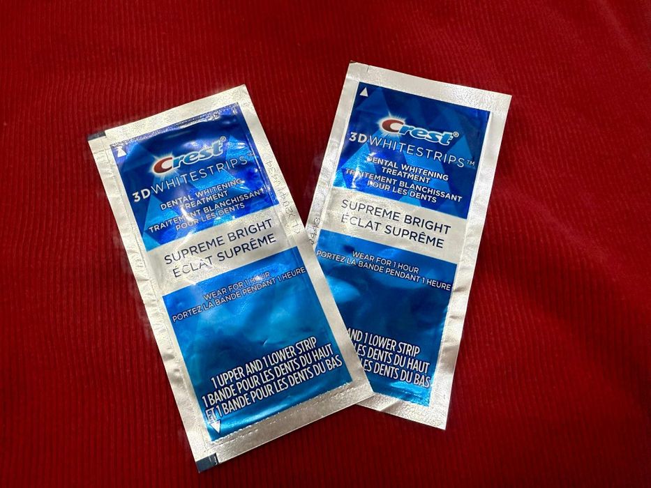 Benzi albire dinti Crest Supreme
