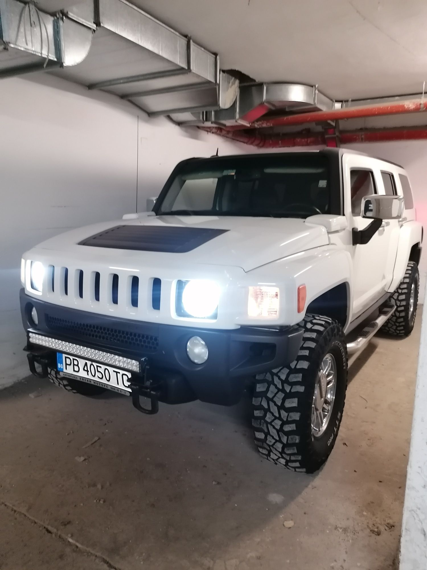 Продавам HUMMER H3