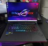 Asus rog g16 геймърски лаптоп