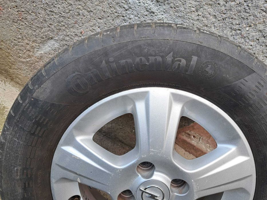 Vand jante cu anvelope de vară Opel Corsa 4 buc