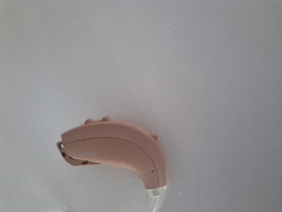 Aparat auditiv AUDIONOVA cu amplificator de la distanta wireless