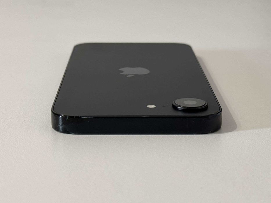 Бартер! iPhone 16e Black (Черен) 100% Батерия!