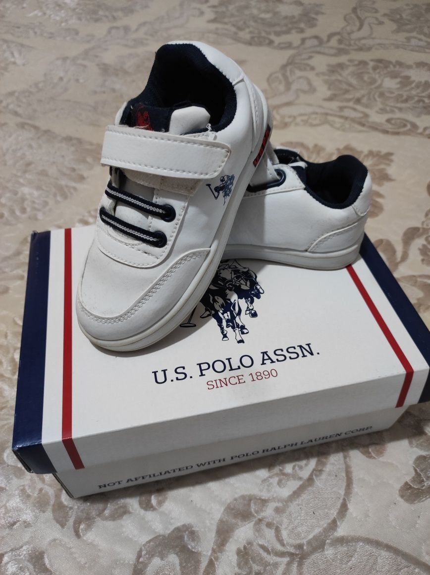 Adidași polo mărime 26