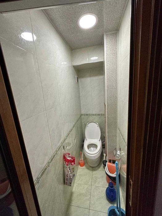 Srochno 2-etaj 2xonali uy sotiladi