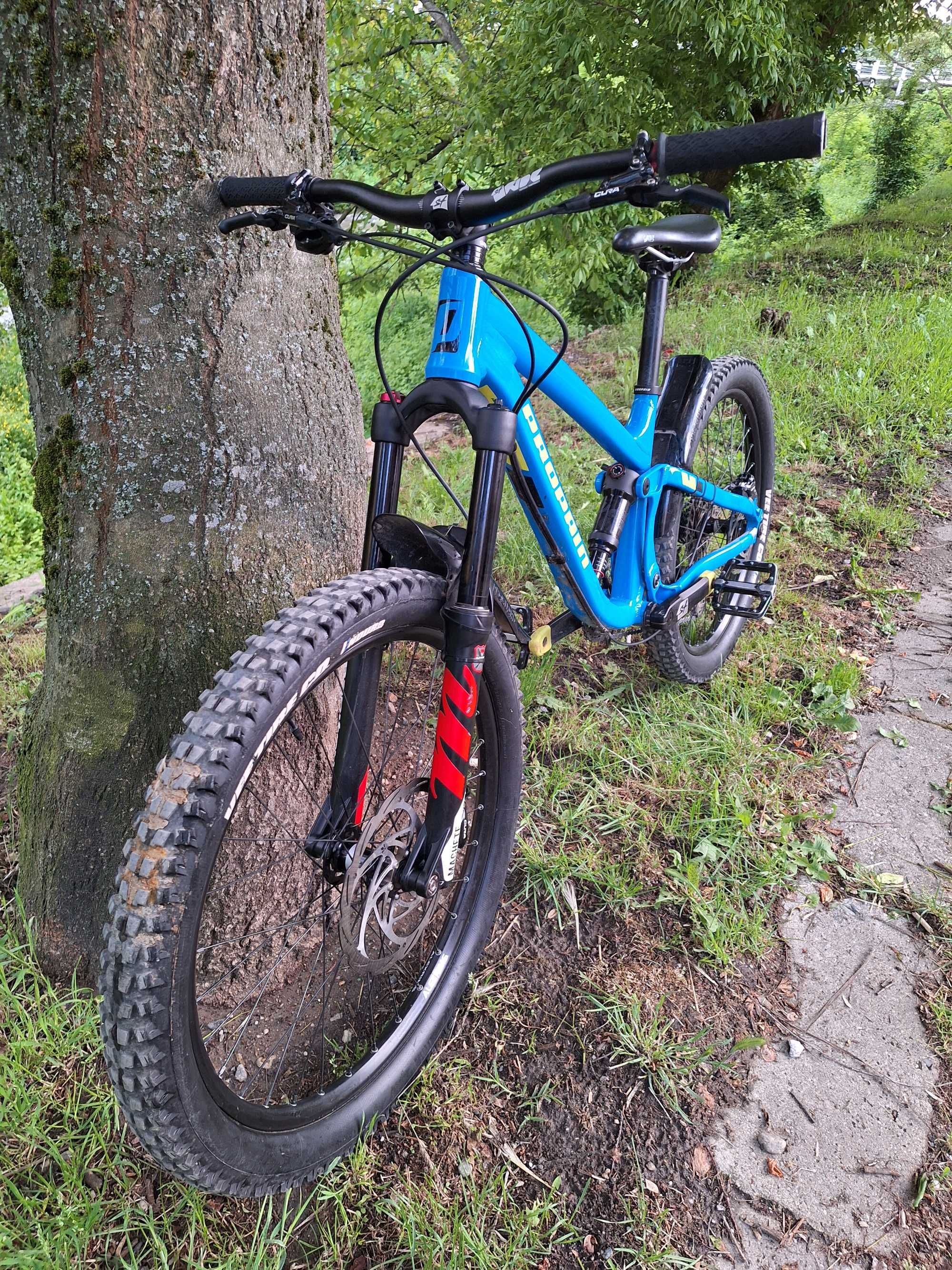 Продавам детско dh колело Propain yuma 24