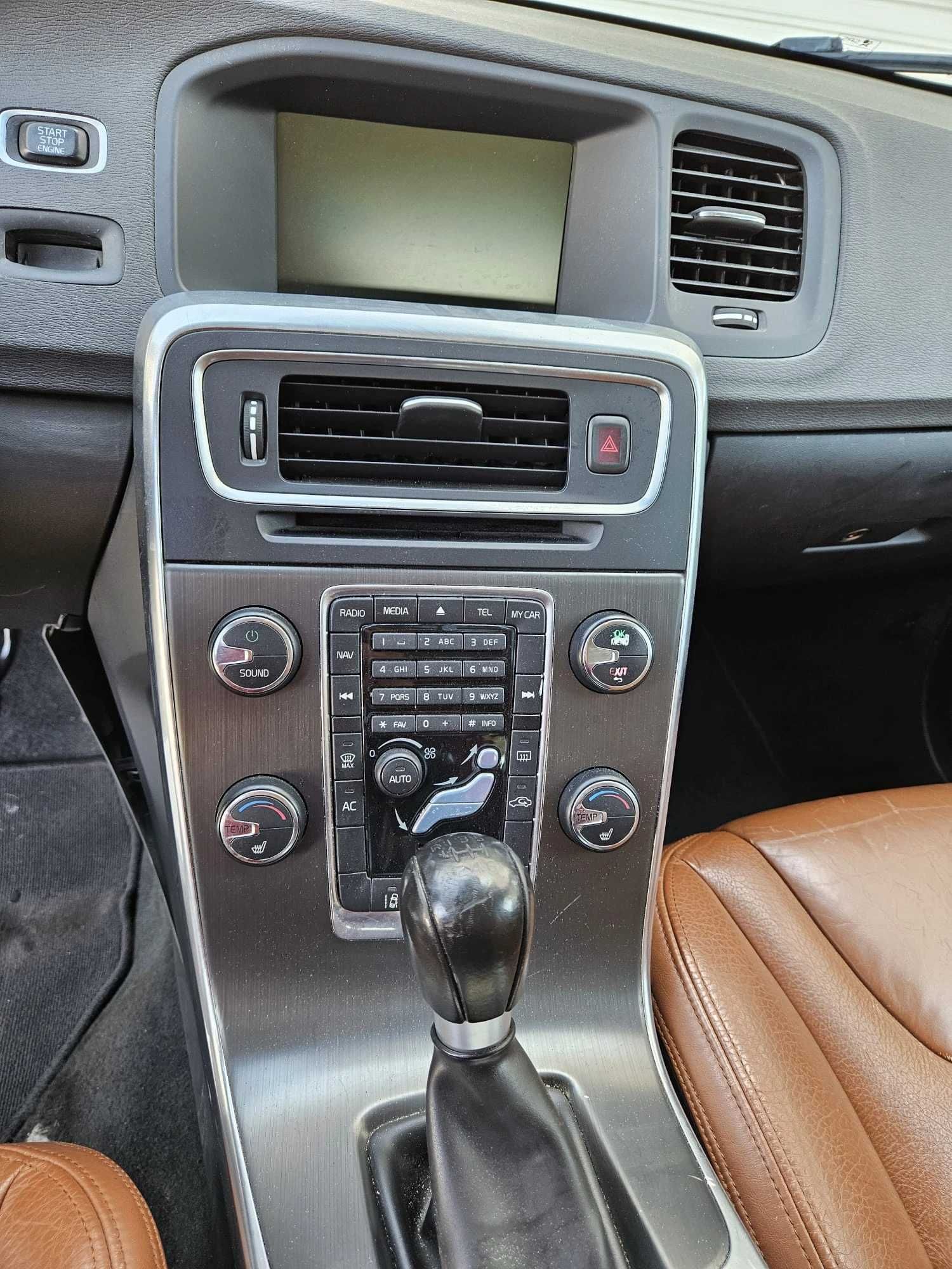 Volvo V60 2012 1,6 Бензин евро 5 150 кс