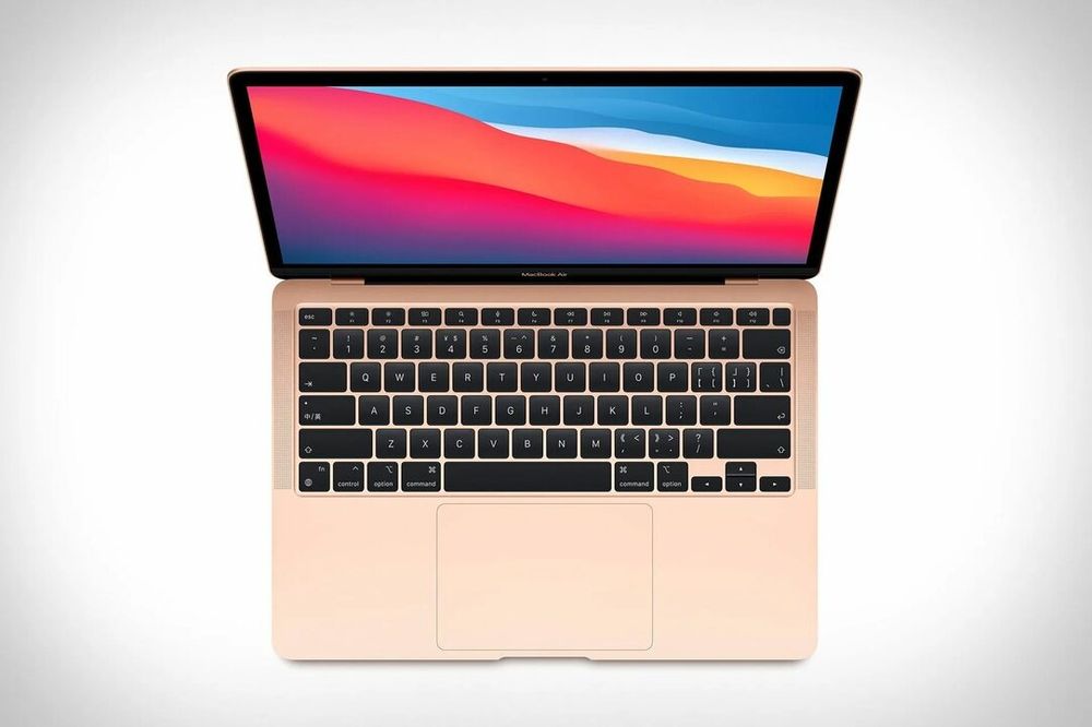 Macbook air m1 в хорошем состояний