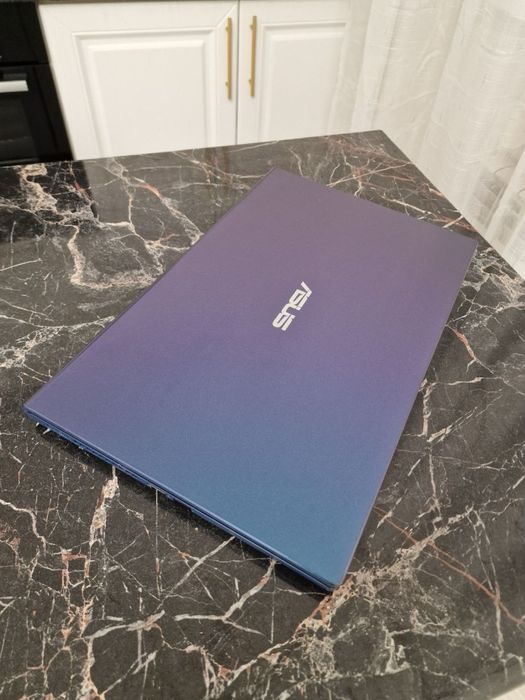 Ноутбук Asus X515E