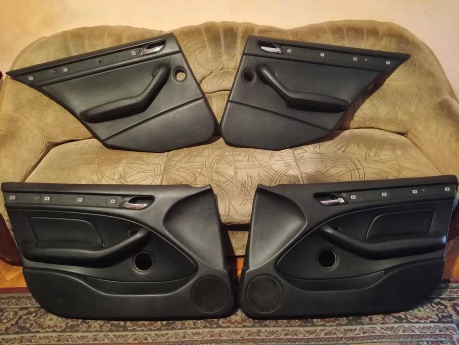 BMW E46 кожени кори за врати за Harman Kardon