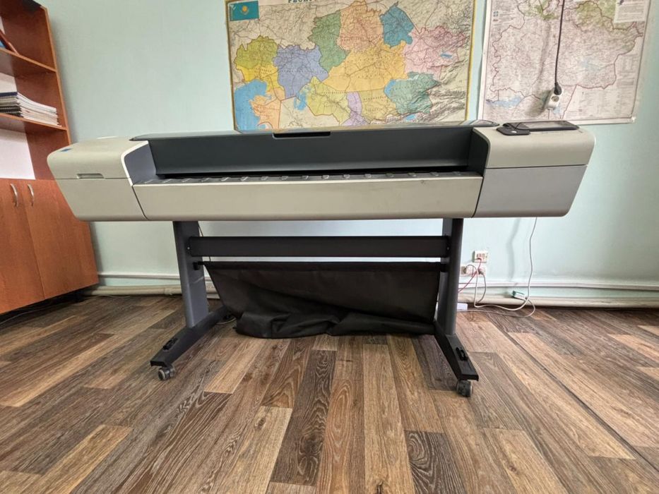 Продам плоттер HP DesignJet T790