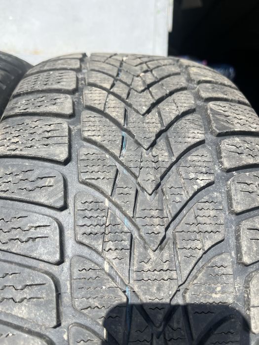 4 бр. зимни гуми 225/55/17 Dunlop MO DOT 0819 5 mm