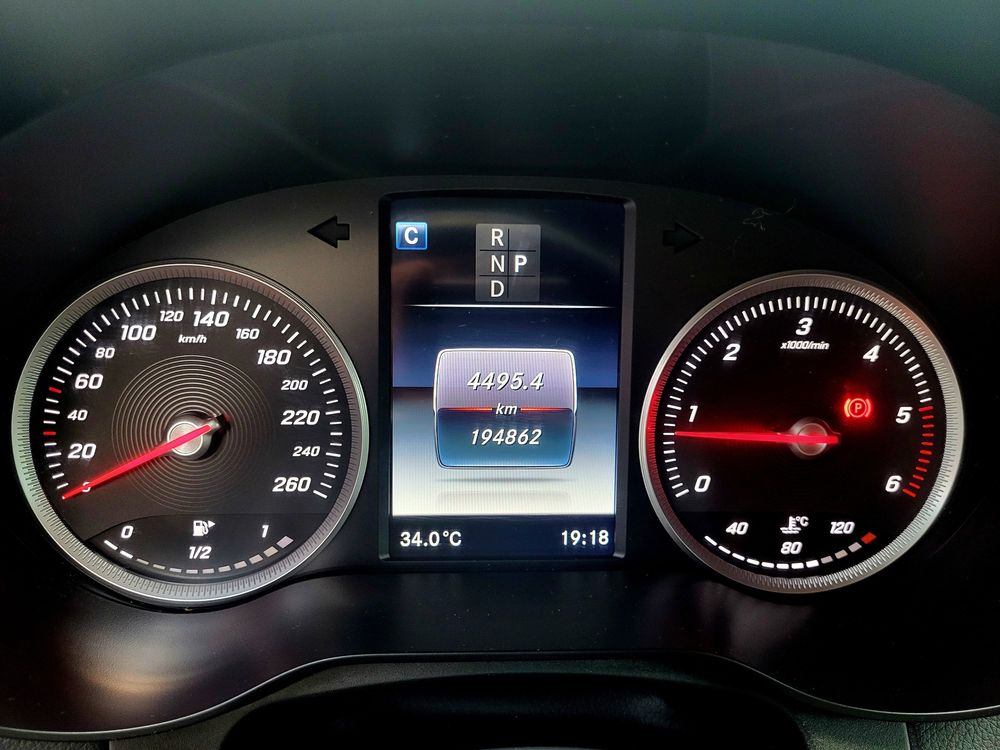 Vand Mercedes GLC 250 4 Matic 9 G-Tronic