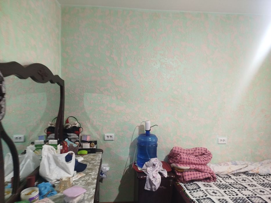 Жондор туман марказида 3 хонали квартира сотилади