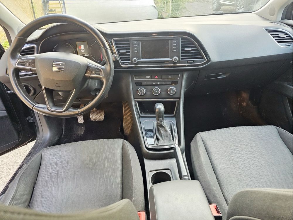 На части Seat Leon 3  2014г 1.6tdi Dsg автомат отличен черен
