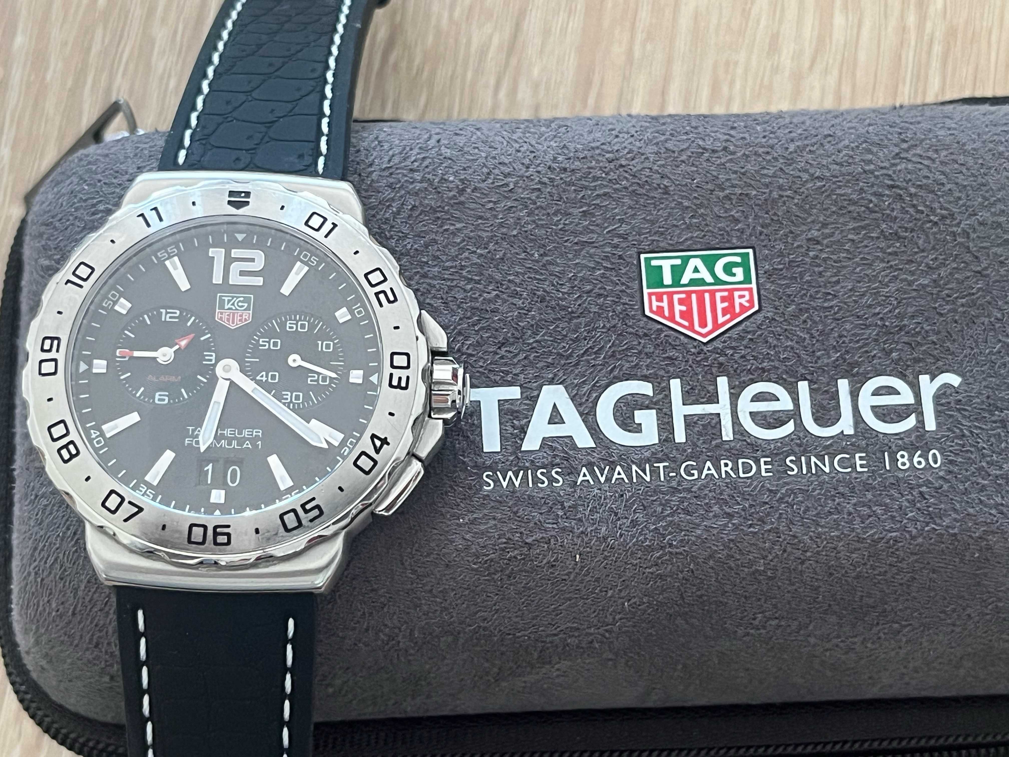 TAG Heuer - Formula 1 - WAU111A