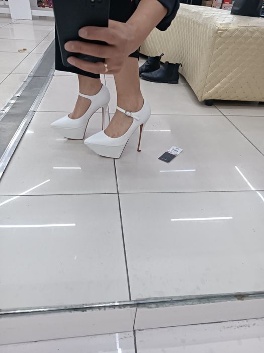 Красивые туфли платформа