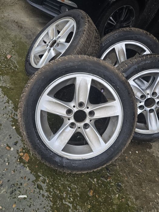 Vând roți iarna Bmw