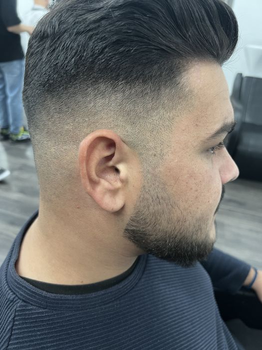 Oferta Tuns ( barbati ) luna Decembrie