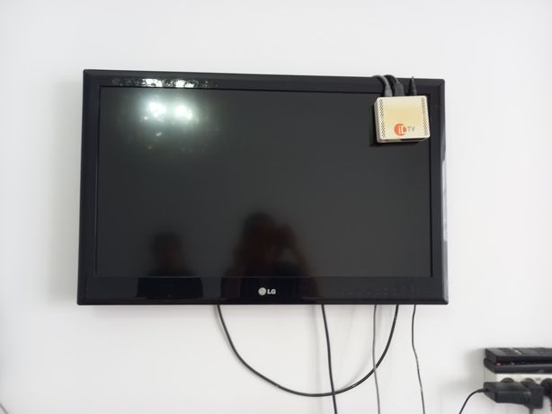 Телевизор  LG 81 см